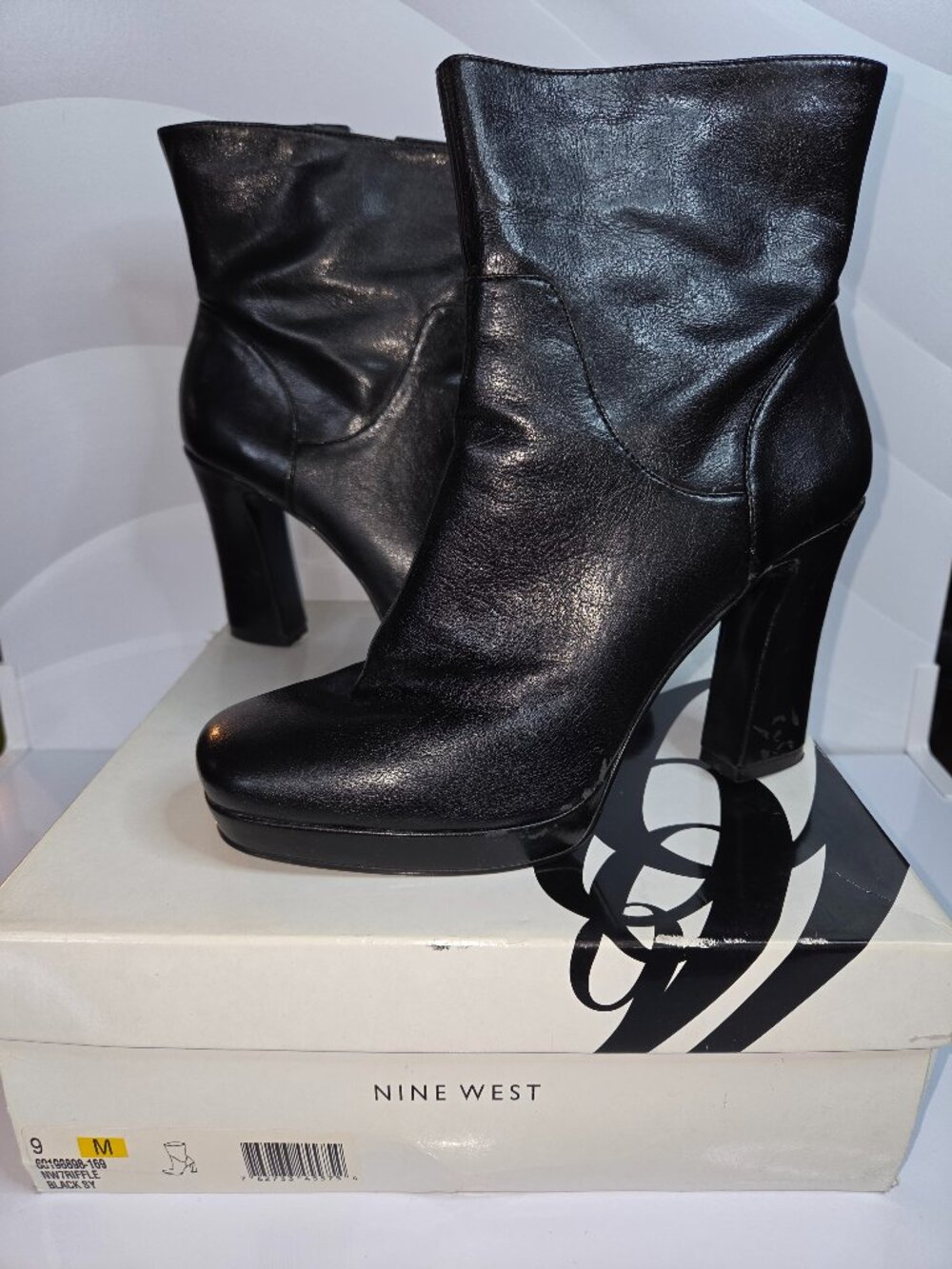 Nine West Black Platform Ankle Boots – Size 9M – Chunky Heel – Original Box